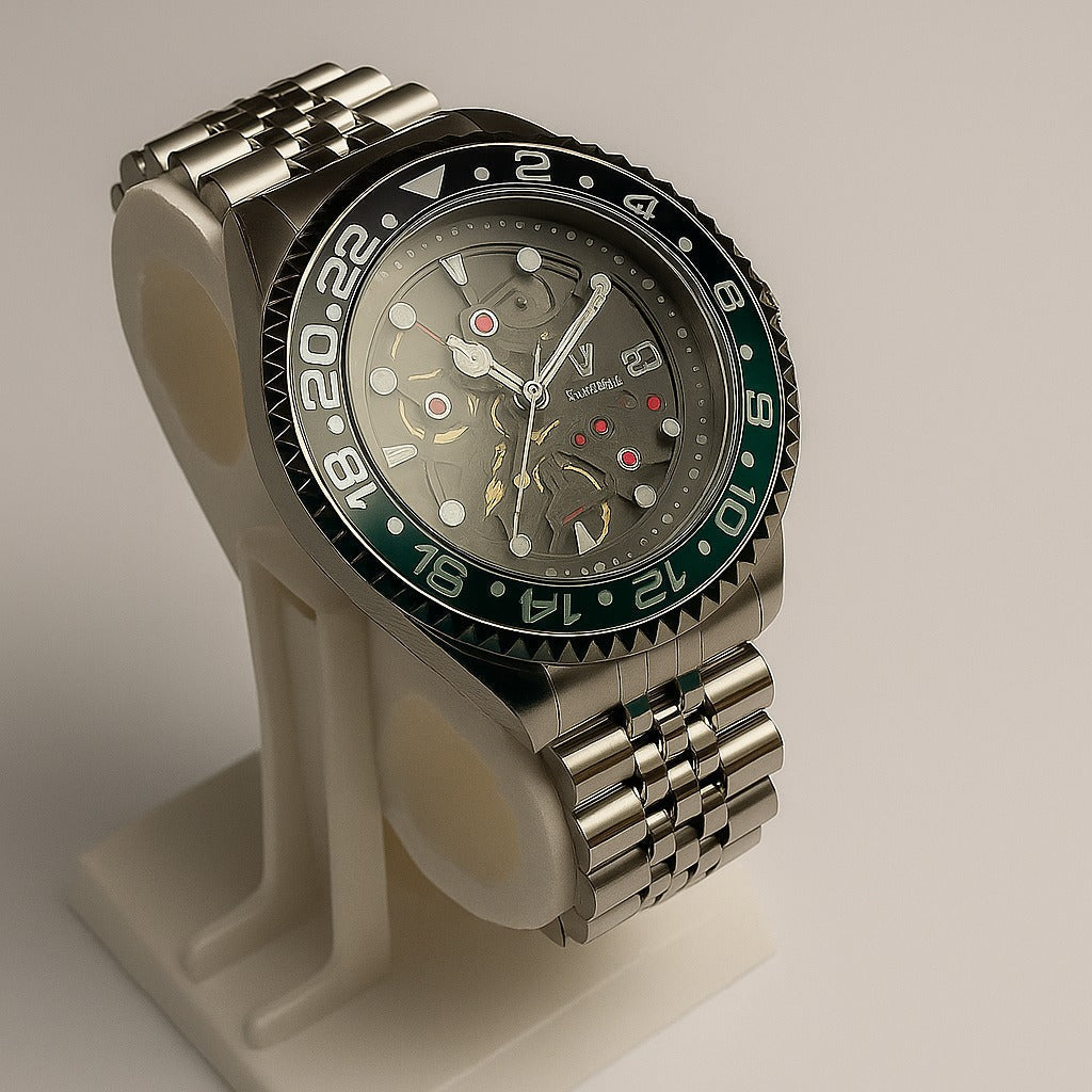 Rolex GMT-Master II in Oystersteel Green and Black
