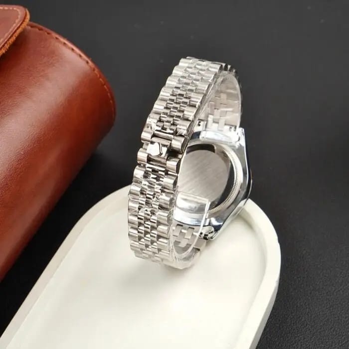 Rolex Oyster | White | 40mm